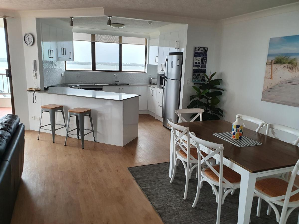 Broadwater Shores Waterfront Apartments Gold Coast Dış mekan fotoğraf
