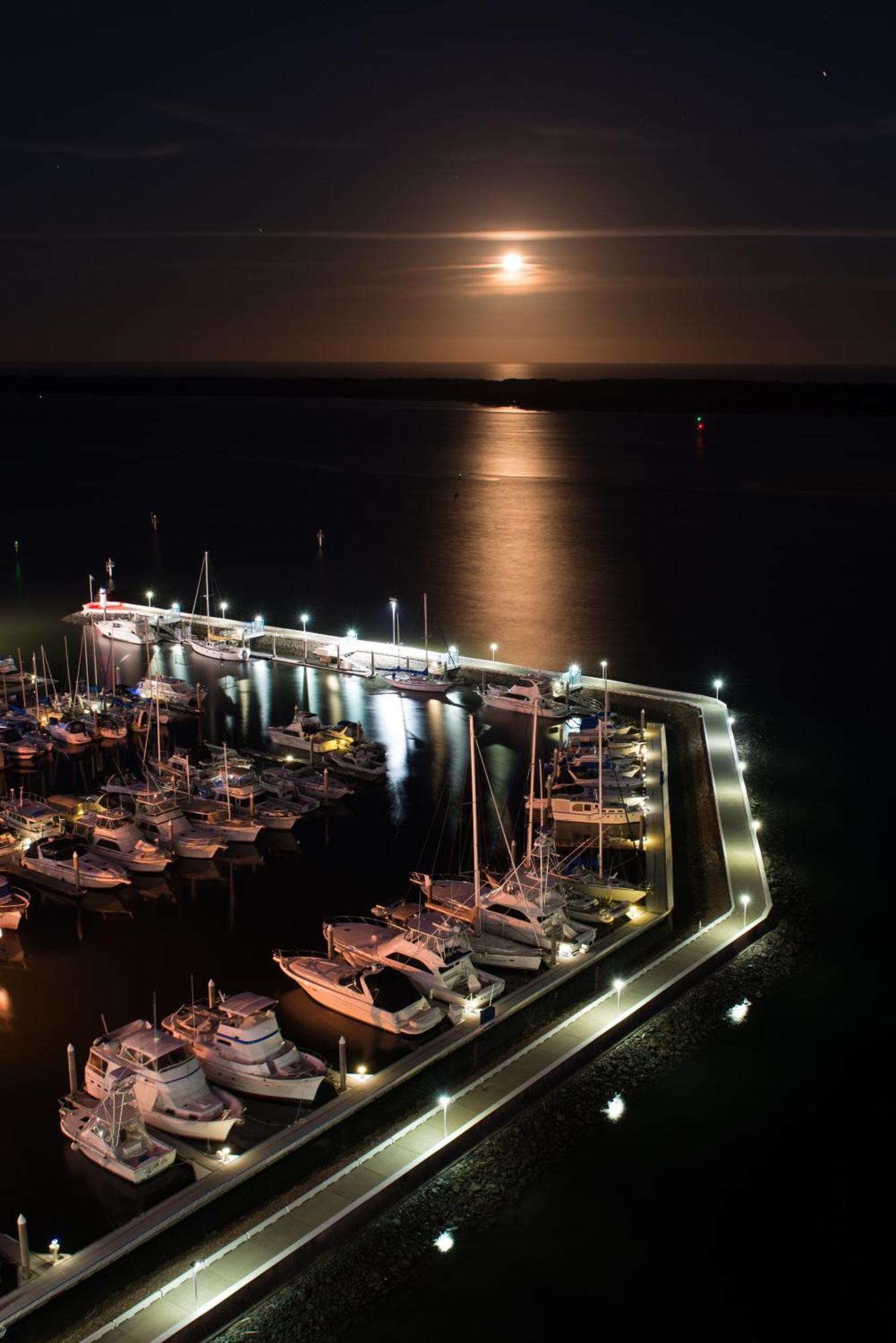 Broadwater Shores Waterfront Apartments Gold Coast Dış mekan fotoğraf