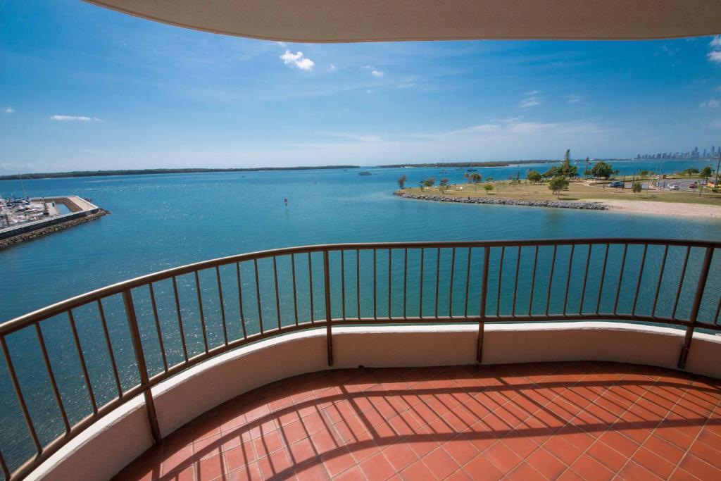 Broadwater Shores Waterfront Apartments Gold Coast Dış mekan fotoğraf
