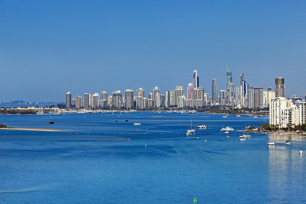 Broadwater Shores Waterfront Apartments Gold Coast Dış mekan fotoğraf