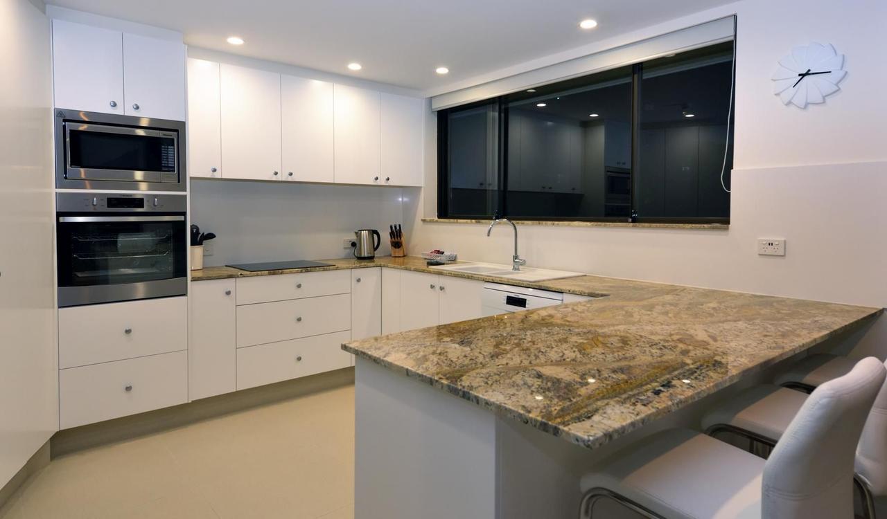 Broadwater Shores Waterfront Apartments Gold Coast Dış mekan fotoğraf